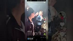 被台湾遣送回中国的嚣张女粉红，悲惨生活刷屏互联网