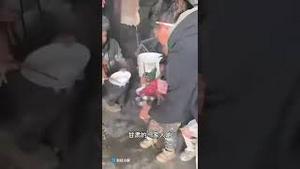 这个视频网上疯传，习近平脸都被打肿了！