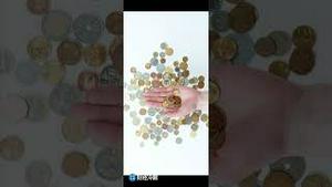 人民币暴跌400点，300万亿洪水来了