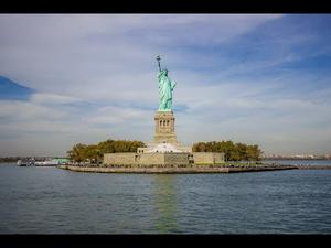 差点没有竖起来的自由女神像 （历史上的今天20181004 第189期）